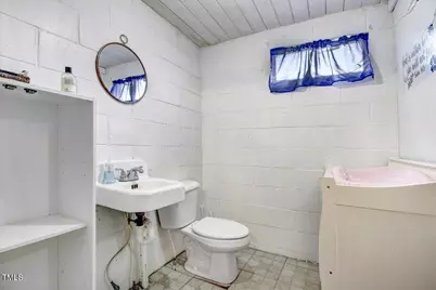 103 W Main Street, Micro, NC 27555 - Photo 31