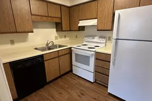 3605 Helix Ct, Raleigh, NC 27606 - Photo 3