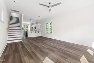 911 Grant St, Durham, NC 27701 - Photo 13