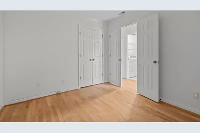 700 Bishops Park Drive #102, Raleigh, NC 27605 - Photo 17