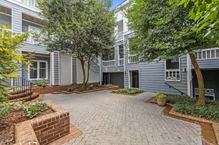 700 Bishops Park Dr, Raleigh, NC 27605 - Photo 35