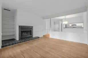 700 Bishops Park Dr, Raleigh, NC 27605 - Photo 11