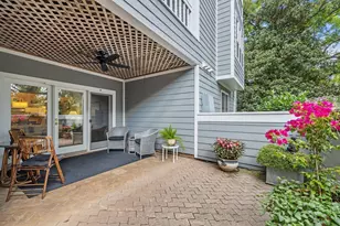 700 Bishops Park Dr, Raleigh, NC 27605 - Photo 23