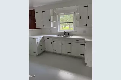 324 S Bank Street, Roper, NC 27970 - Photo 5