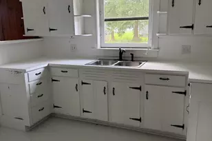 324 S Bank St, Roper, NC 27970 - Photo 5