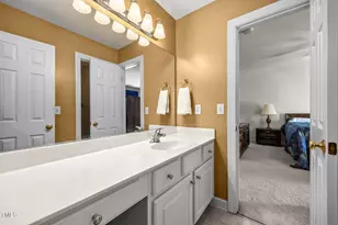 222 Shillings Chase Dr, Cary, NC 27518 - Photo 23