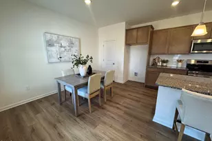 172 Courtside Dr, Dunn, NC 28334 - Photo 9