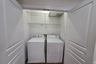 307 Charleston Ln, Chapel Hill, NC 27517 - Photo 9