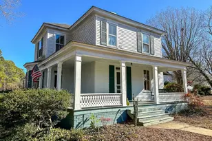 302 Halifax St, Warrenton, NC 27589 - Photo 1