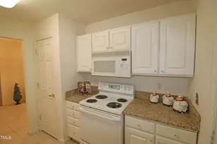 2530 Friedland Pl, Raleigh, NC 27617 - Photo 11