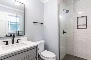 5704 Baird Dr, Raleigh, NC 27606 - Photo 15