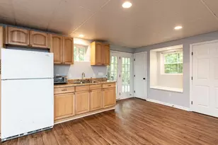 5704 Baird Dr, Raleigh, NC 27606 - Photo 23