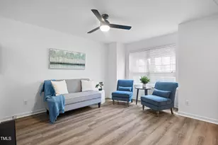 102 Climbing Ivy Ct, Cary, NC 27511 - Photo 7