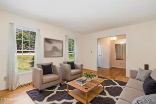 610 SE Maynard Rd, Cary, NC 27511 - Photo 9