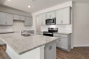 333 Hanging Elm Ln, Fuquay Varina, NC 27526 - Photo 5