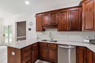 409 Broadmoor Way, Clayton, NC 27520 - Photo 21