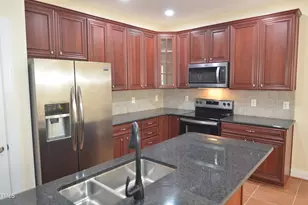 9412 Harvest Acres Ct, Raleigh, NC 27617 - Photo 7