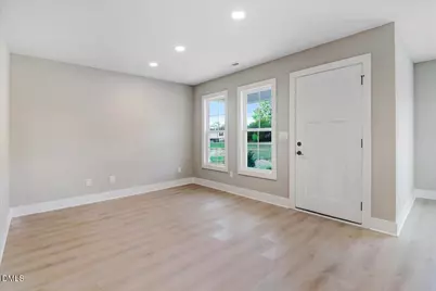 303 E James Street, La Grange, NC 28551 - Photo 3