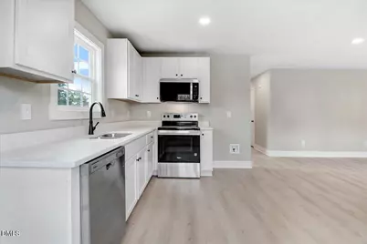 303 E James Street, La Grange, NC 28551 - Photo 11