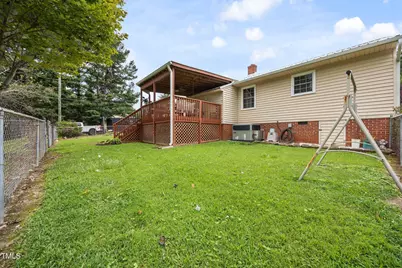 407 N Ninth Street, Mebane, NC 27302 - Photo 33