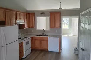 34 Holly Mar Dr, Zebulon, NC 27597 - Photo 3