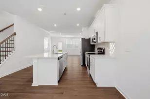2307 Oakwood Mdws Ct, Raleigh, NC 27604 - Photo 17