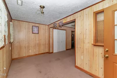 811 Queens Street NW, Lenoir, NC 28645 - Photo 3