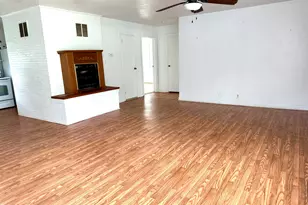 520 Fayetteville St, Newton Grove, NC 28366 - Photo 9