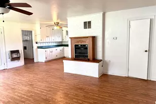 520 Fayetteville St, Newton Grove, NC 28366 - Photo 13