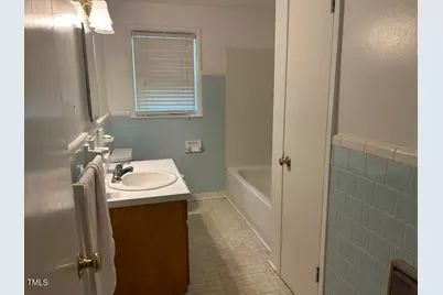 111 Colonial Drive, Clinton, NC 28328 - Photo 15