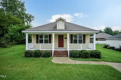 416 W Martin Street, Benson, NC 27504 - Photo 1