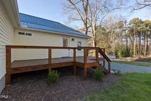 915 S 3rd St, Sanford, NC 27330 - Photo 5