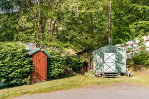 2266 Sugar Mountain Rd, Newland, NC 28657 - Photo 9