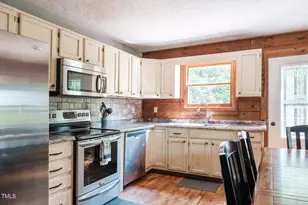 2266 Sugar Mountain Rd, Newland, NC 28657 - Photo 7