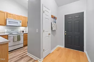 1901 Trailwood Heights Ln, Raleigh, NC 27603 - Photo 7
