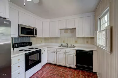 3158 Morningside Drive, Raleigh, NC 27607 - Photo 3