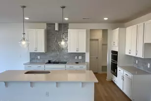 221 Sprenger St, Garner, NC 27529 - Photo 3