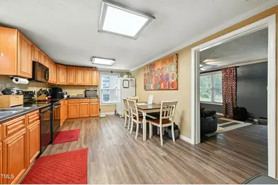 212 Hemlock Drive, Durham, NC 27705 - Photo 9