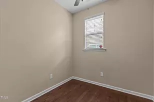 2605 Magnolia Tree Ln, Durham, NC 27703 - Photo 9