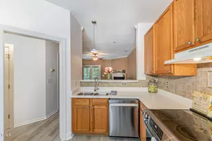 7329 Bonnie Ridge Ct, Raleigh, NC 27615 - Photo 7