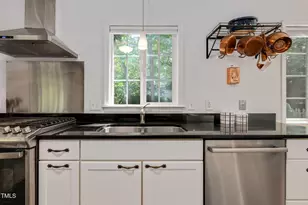 802 Churchill Dr, Chapel Hill, NC 27510 - Photo 19