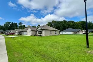 212 Woodwater Cir, Lillington, NC 27546 - Photo 35