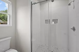 525 N Hoover Rd, Durham, NC 27703 - Photo 19