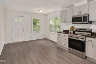 611 W James St, Lillington, NC 27546 - Photo 17