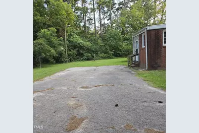 105 S Vance Street, Whitakers, NC 27891 - Photo 15