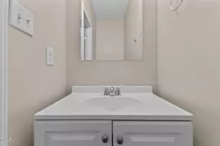 8318 Umstead Dr, Fayetteville, NC 28304 - Photo 21