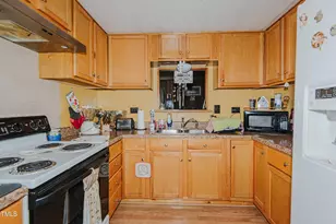 6869 87, Graham, NC 27253 - Photo 7