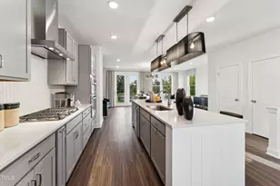 10554 Pleasant Br Dr, Raleigh, NC 27614 - Photo 5