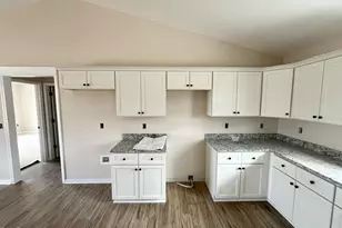 104 Grace Pond Ave, Benson, NC 27504 - Photo 5