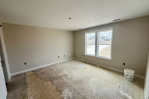 104 Grace Pond Ave, Benson, NC 27504 - Photo 9